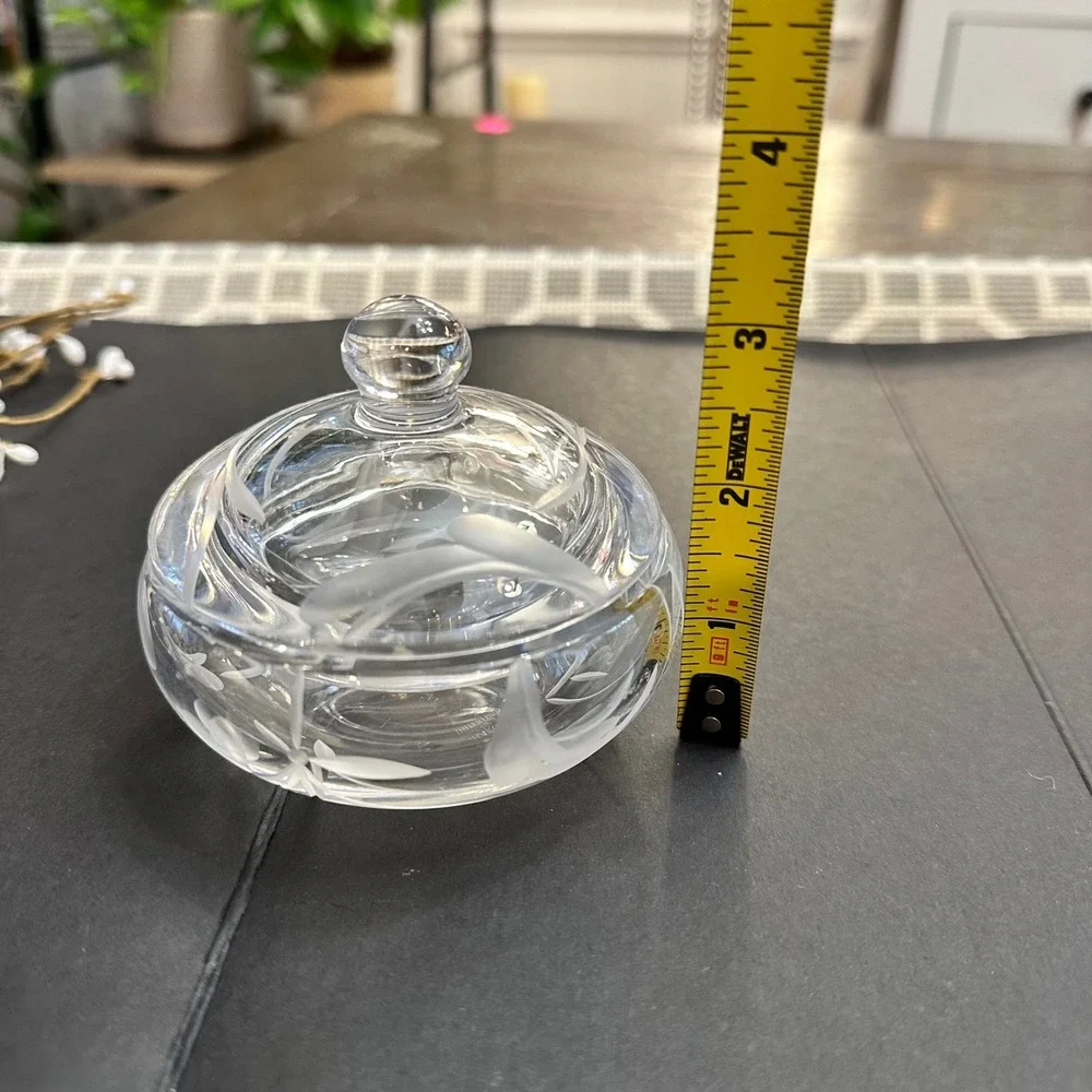 Marquis by Waterford Round‎ Covered Trinket / Powder Box~Yours Truly Pattern